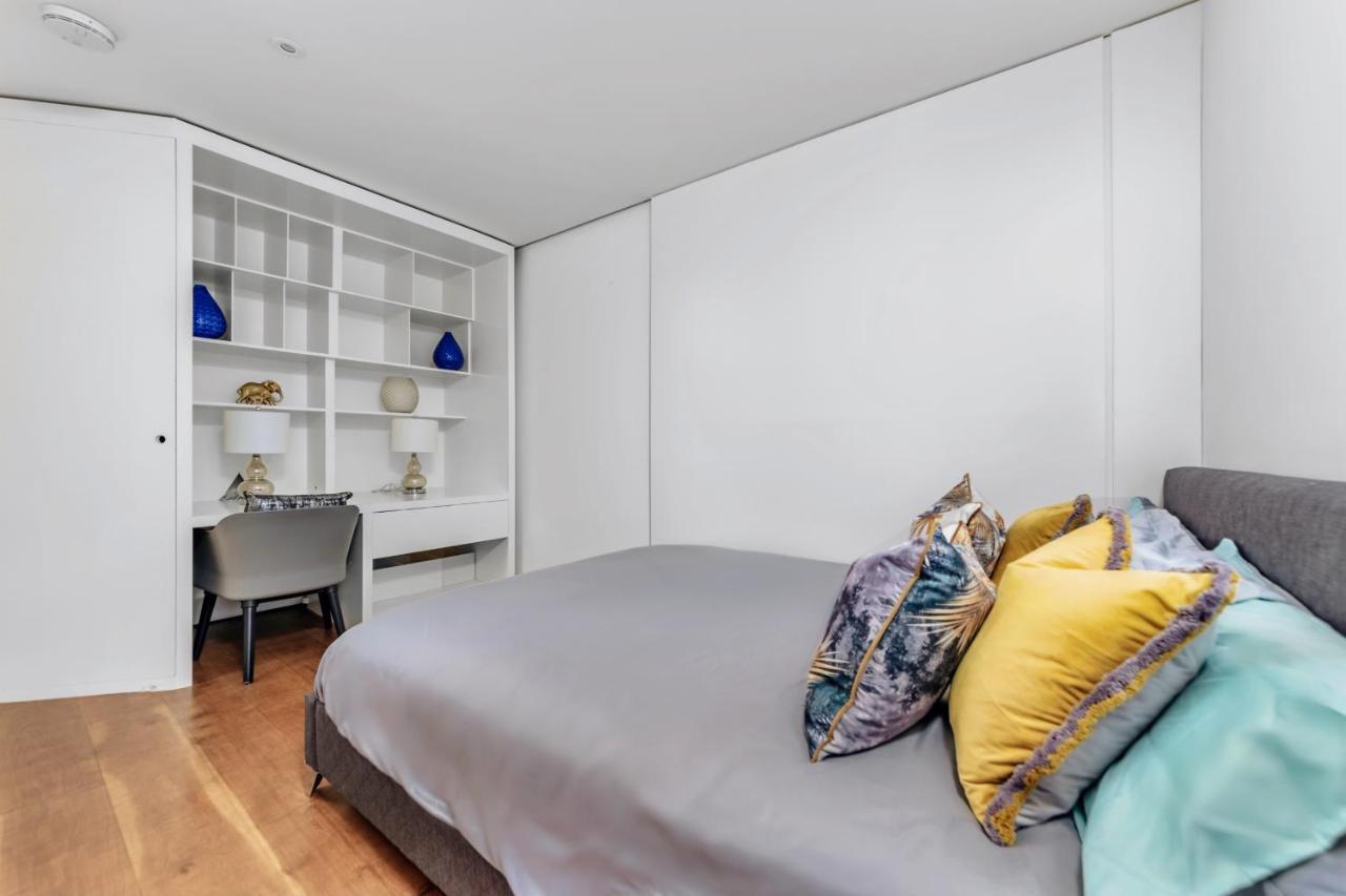 Interior-Designer Apartment With 2 Terraces London Exterior photo