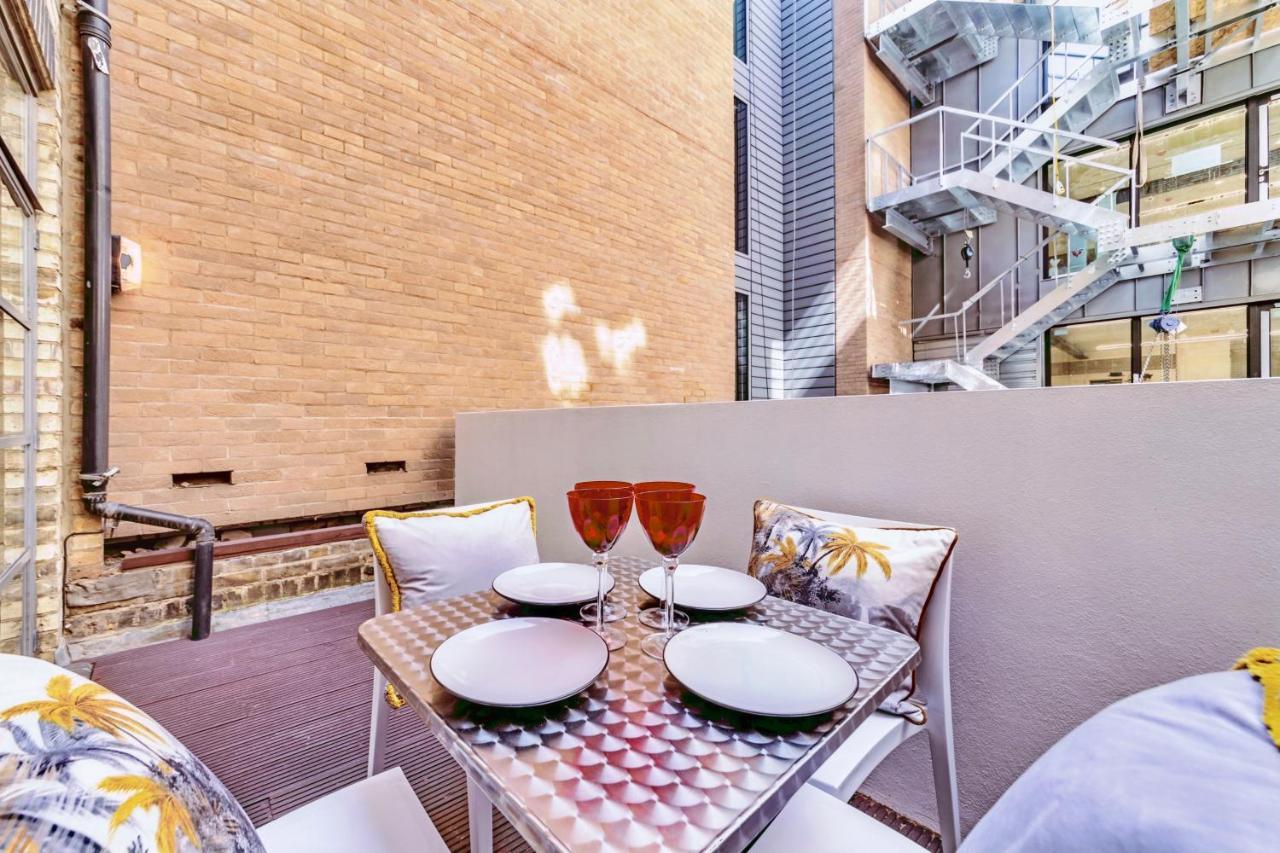 Interior-Designer Apartment With 2 Terraces London Exterior photo